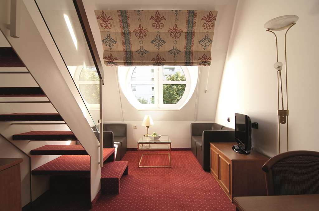 Derag Livinghotel Appartements Johann Wolfgang Frankfurt am Main Zimmer foto